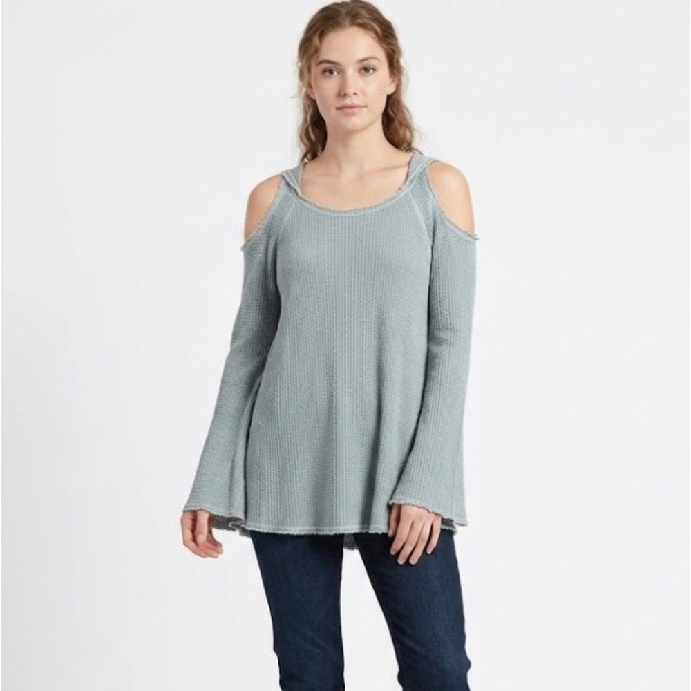 T Party Fashion Light Sage Green Cold-Shoulder Knit Top